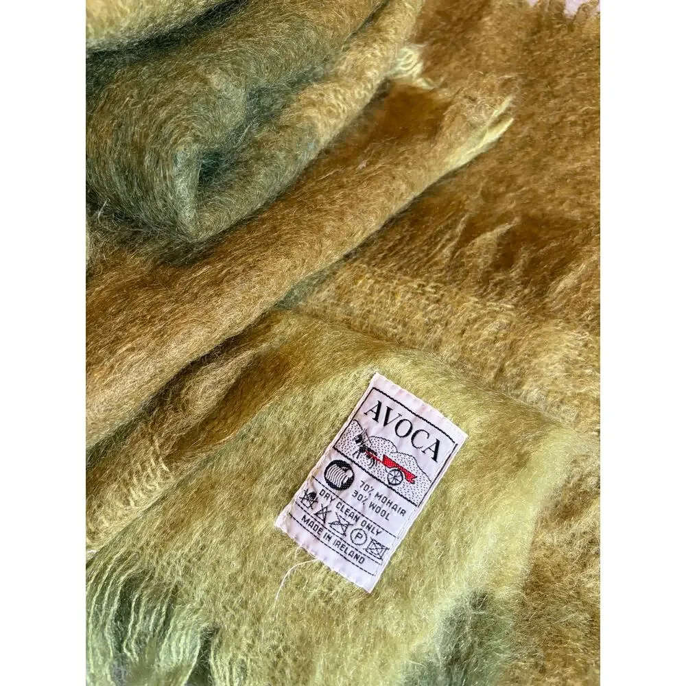 Vintage Avoca Ireland Mohair Wool Throw Blanket Green Tan Plaid 57x84 Fringe